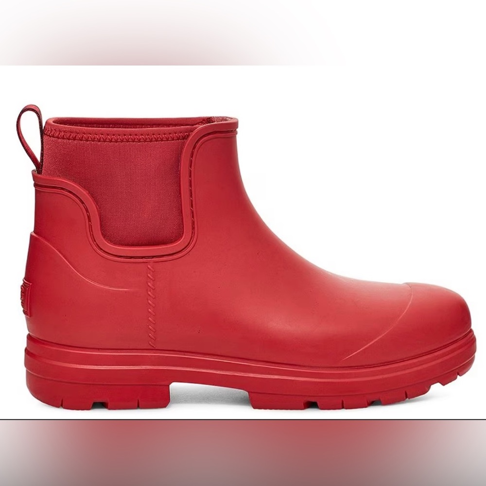 UGG Rain boot Size 10 Red NWT $80